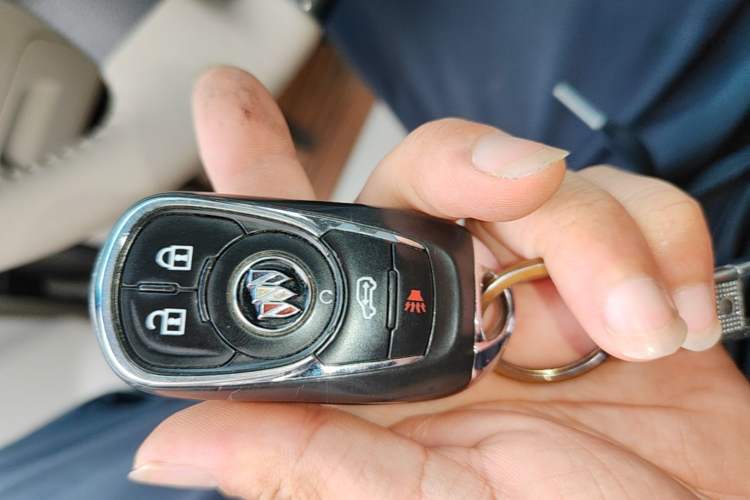 Used Buick GL8 2023 ES Lu Zun Comfort Model Vehicle Key