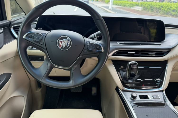 Used Buick GL8 2023 ES Lu Zun Deluxe Model Audio And AC Panel