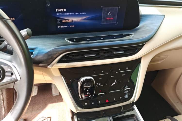 Used Buick GL8 2023 ES Lu Zun Deluxe Model Audio And AC Panel