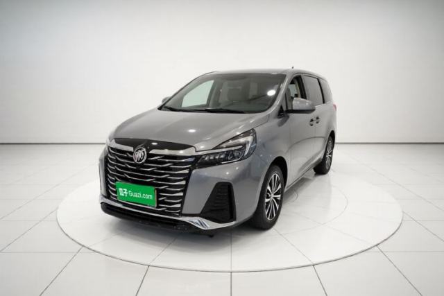 Used Buick GL8 2023 Facelifted Land Cruiser Executive Luxury Version