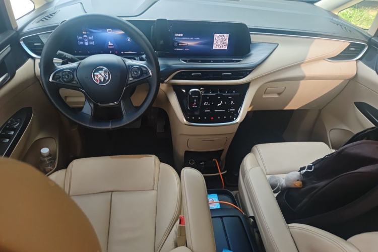 Used Buick GL8 2023 ES Lu Zun Deluxe Model Center Console