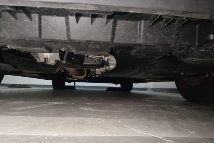 Used Buick GL8 2023 Land Executive Class Smart Enjoyment Model Chassis Front