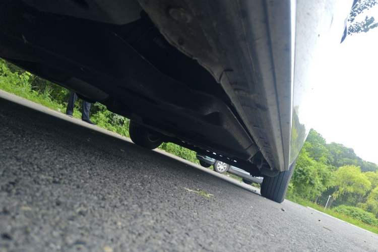 Used Buick GL8 2023 Land Executive Class Comfort Model Chassis Front Left