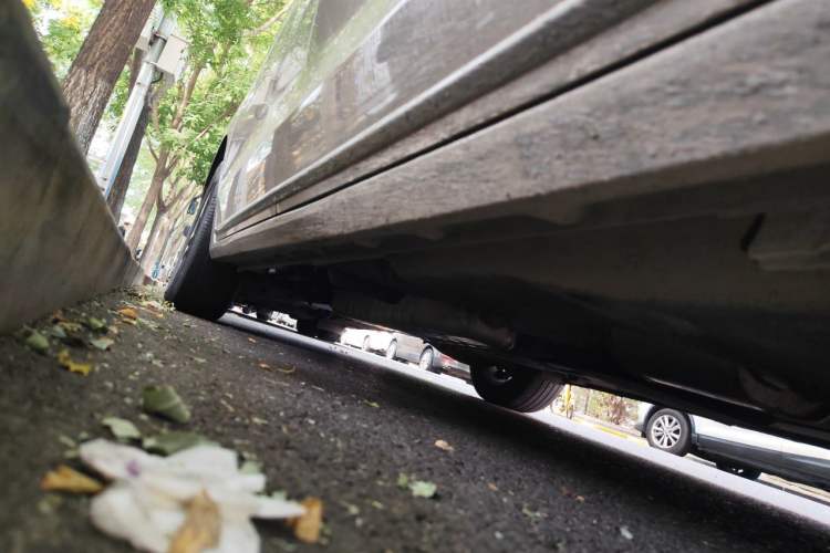Used Buick GL8 2023 ES Lu Zun Comfort Model Chassis Front Right