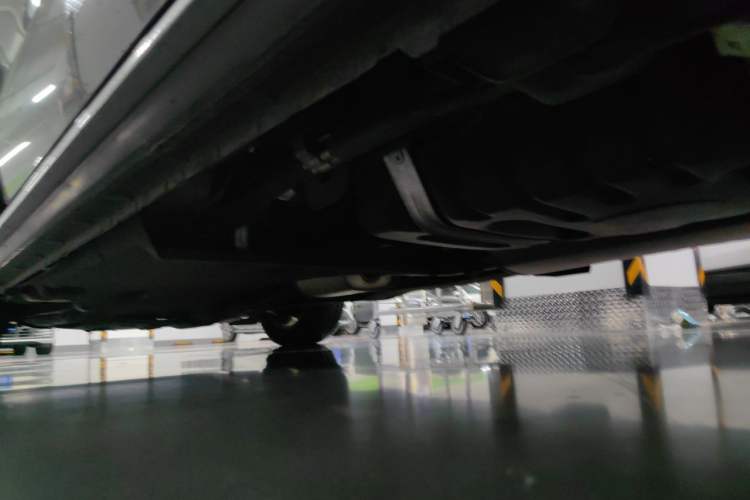 Used Buick GL8 2023 Land Executive Class Smart Enjoyment Model Chassis Rear Left