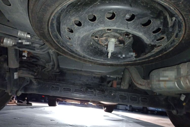 Used Buick GL8 2023 Land Executive Class 652T Smart Luxury Model Chassis Rear