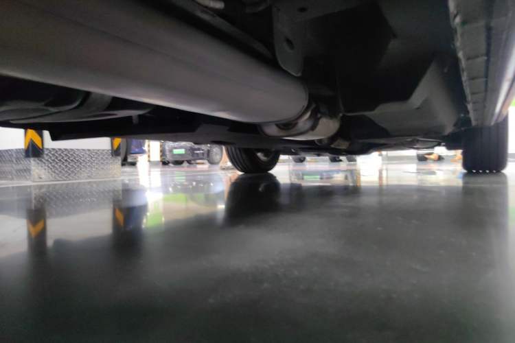 Used Buick GL8 2023 Land Executive Class Smart Enjoyment Model Chassis Rear Right