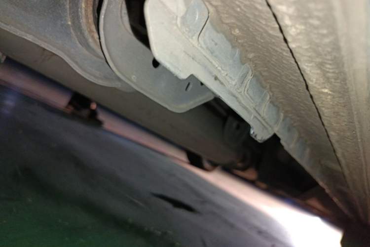 Used Buick GL8 2023 Land Executive Class 652T Smart Luxury Model Chassis Rear Right
