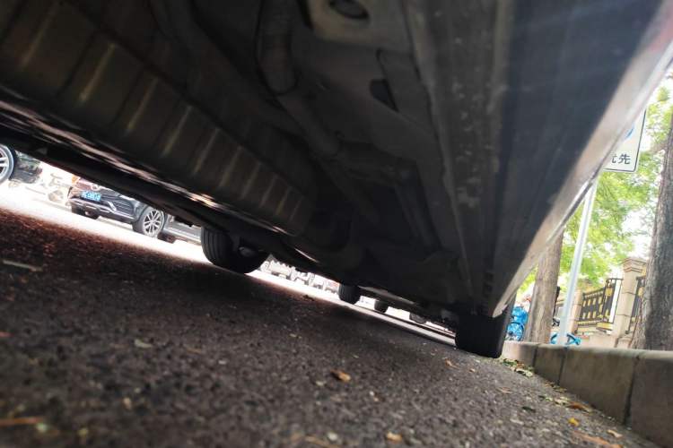 Used Buick GL8 2023 ES Lu Zun Comfort Model Chassis Rear Right