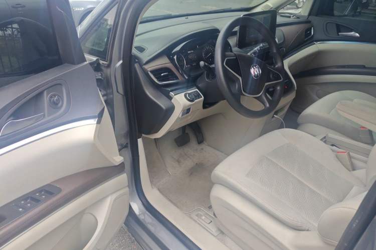 Used Buick GL8 2023 Land Executive Class Comfort Model Driver Seat