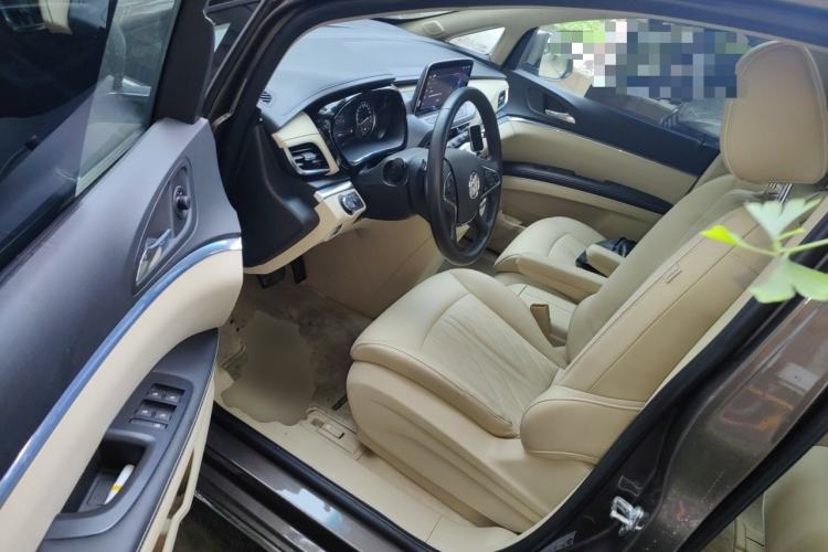 Used Buick GL8 2023 Land Executive Class 652T Smart Luxury Model Driver Seat