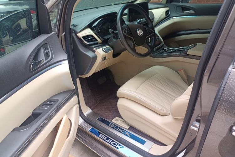 Used Buick GL8 2023 Land Executive Class 652T Smart Luxury Model Driver Seat
