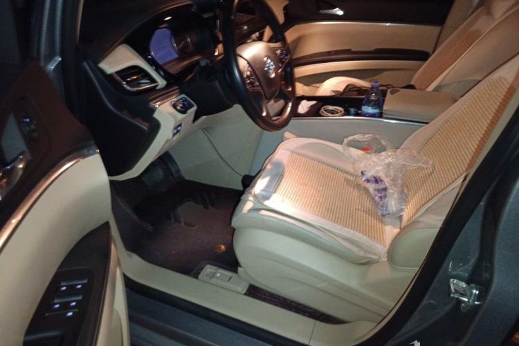 Used Buick GL8 2023 Land Executive Class 652T Smart Luxury Model Driver Seat