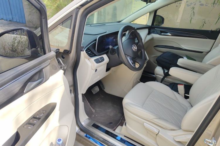 Used Buick GL8 2023 ES Lu Zun Comfort Model Driver Seat