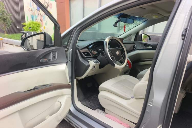 Used Buick GL8 2023 Land Executive Class Smart Enjoyment Model Driver Seat