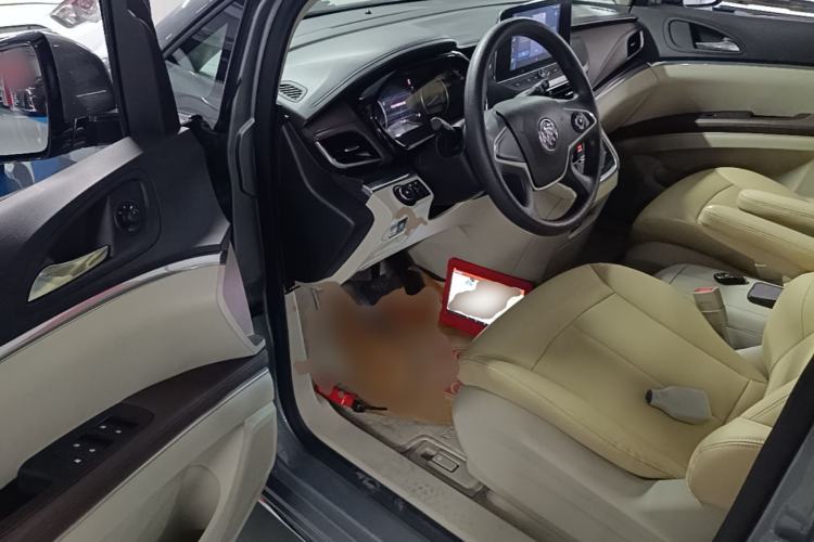 Used Buick GL8 2023 Land Executive Class Comfort Model Driver Seat