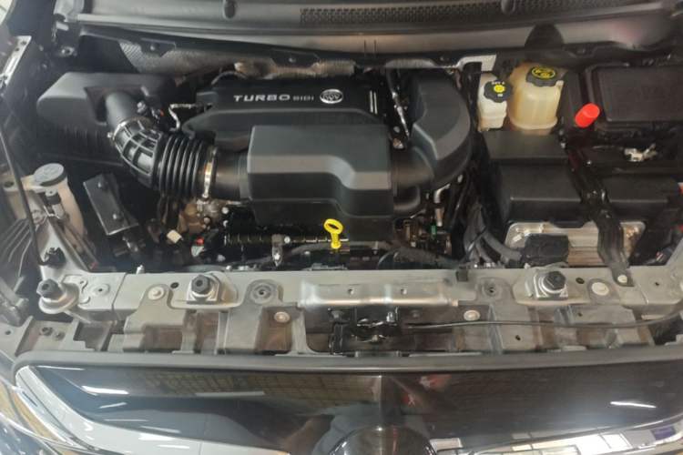 Used Buick GL8 2023 Land Executive Class 652T Luxury Model Engine Bay