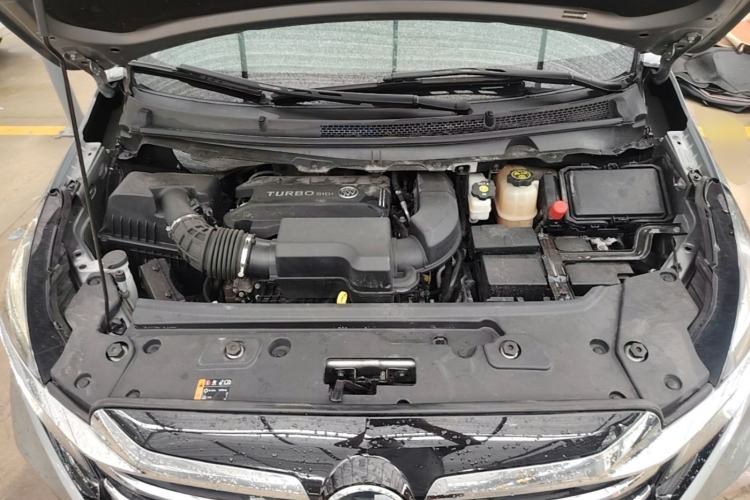Used Buick GL8 2023 Land Executive Class 652T Luxury Model Engine Bay