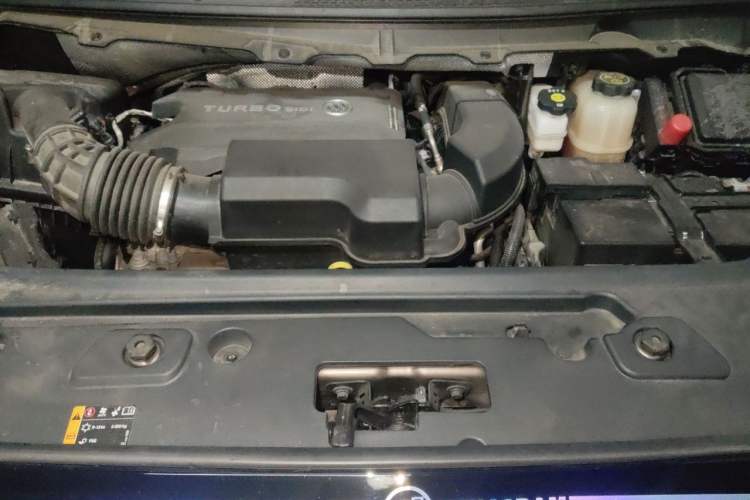 Used Buick GL8 2023 Land Executive Class Smart Enjoyment Model Engine Bay