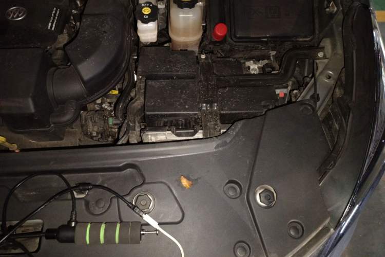 Used Buick GL8 2023 Land Executive Class 652T Smart Luxury Model Engine Bay Left