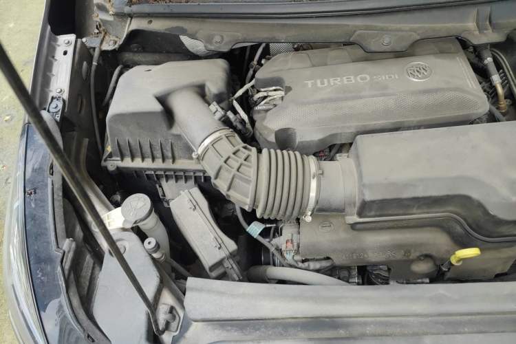 Used Buick GL8 2023 Land Executive Class 652T Smart Luxury Model Engine Bay Right