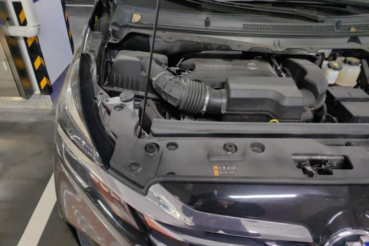 Used Buick GL8 2023 Land Executive Class Smart Enjoyment Model Engine Bay Right