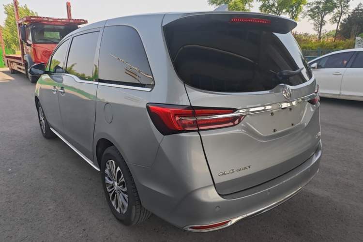 Used Buick GL8 2023 Land Executive Class 652T Luxury Model Exterior 2