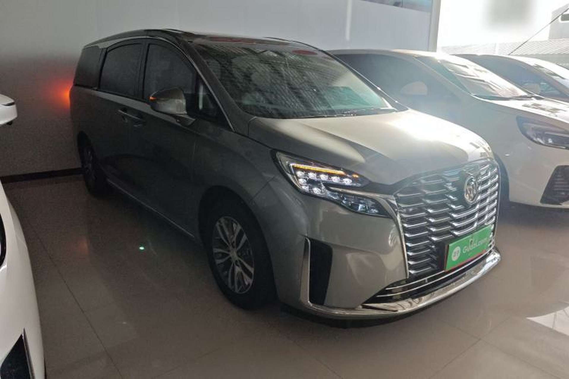 Used Buick GL8 2023 ES Lu Zun Comfort Model Exterior 2