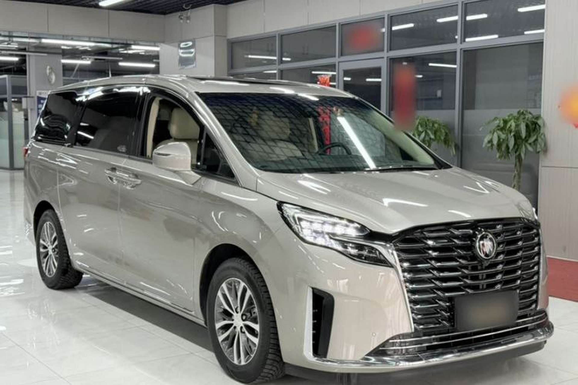 Used Buick GL8 2023 ES Lu Zun Deluxe Model Exterior 2