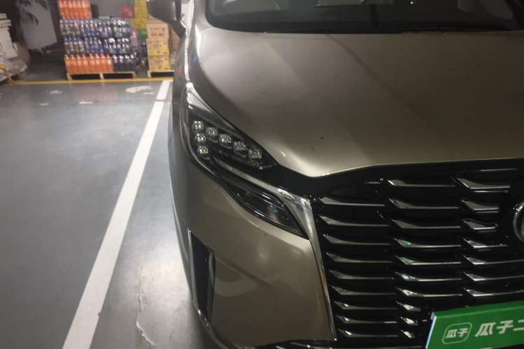 Used Buick GL8 2023 ES Lu Zun Deluxe Model Exterior 6