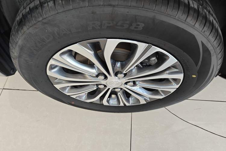 Used Buick GL8 2023 Land Executive Class Comfort Model Exterior 8