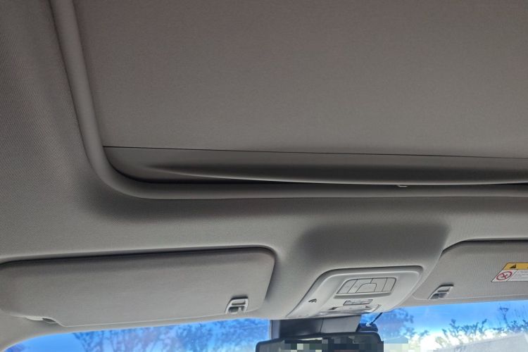 Used Buick GL8 2023 Land Executive Class 652T Luxury Model Headliner