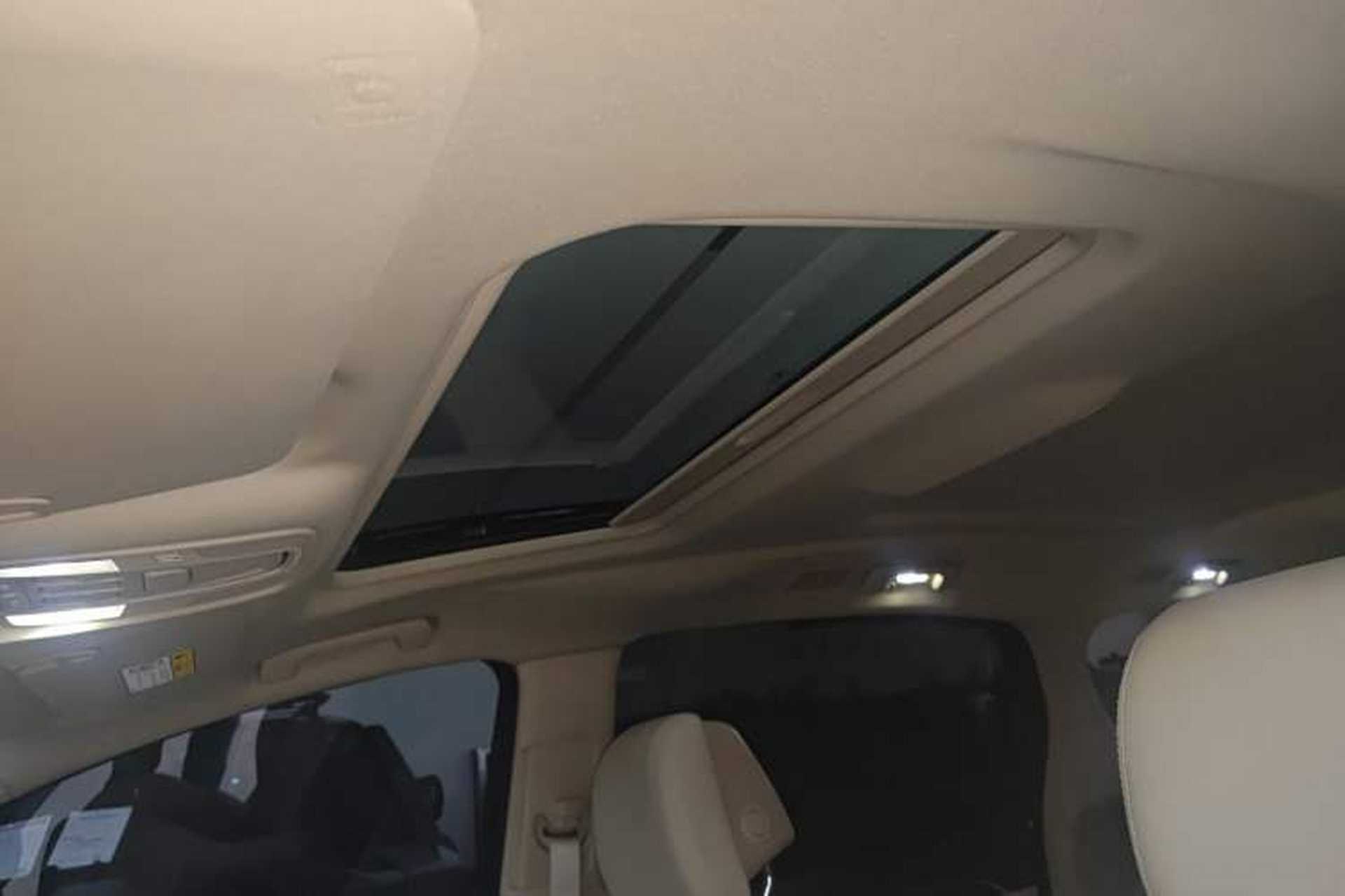 Used Buick GL8 2023 ES Lu Zun Deluxe Model Headliner