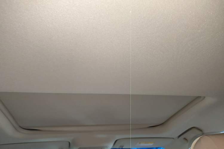 Used Buick GL8 2023 Facelifted Land Cruiser Executive Luxury Version Headliner