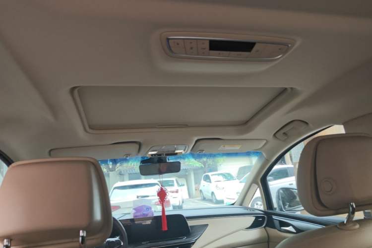 Used Buick GL8 2023 ES Lu Zun Deluxe Model Headliner
