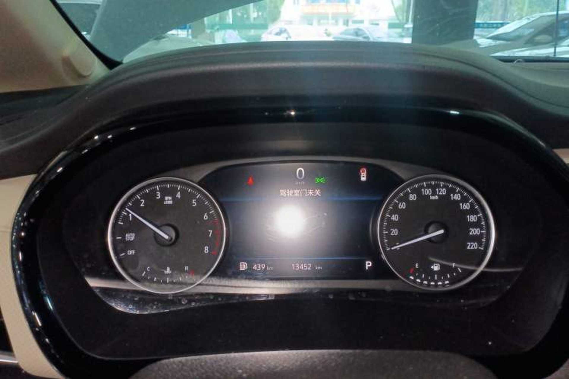 Used Buick GL8 2023 Facelifted Land Cruiser Executive Luxury Version Instrument Cluster