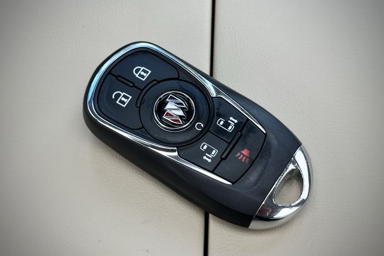 Used Buick GL8 2023 ES Lu Zun Deluxe Model Interior 1