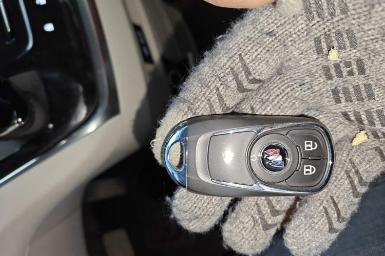 Used Buick GL8 2023 Land Executive Class Comfort Model Interior 1