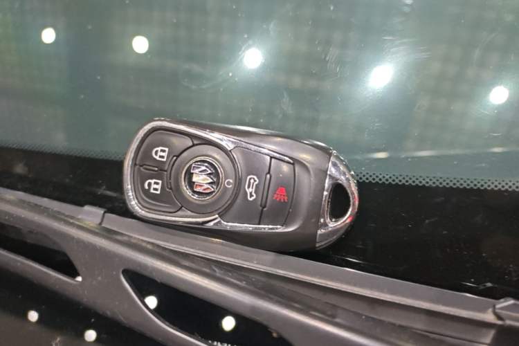 Used Buick GL8 2023 Land Executive Class Smart Enjoyment Model Interior 1