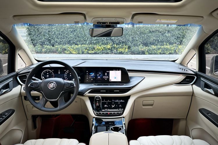 Used Buick GL8 2023 ES Lu Zun Deluxe Model Interior 2