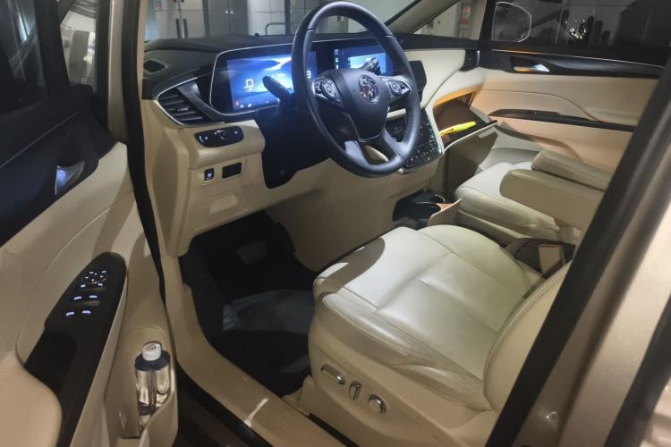 Used Buick GL8 2023 ES Lu Zun Deluxe Model Interior 3