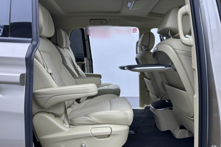 Used Buick GL8 2023 ES Lu Zun Deluxe Model Interior 8