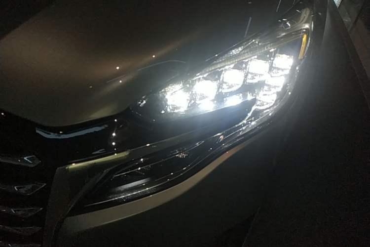 Used Buick GL8 2023 ES Lu Zun Comfort Model Left Front Headlight