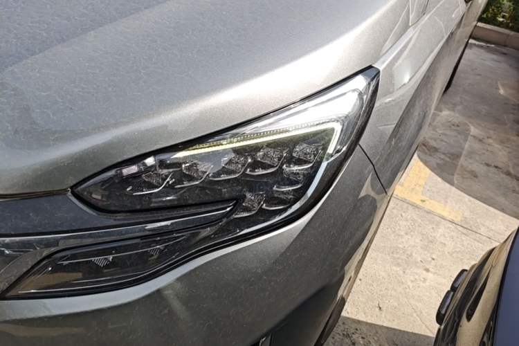Used Buick GL8 2023 ES Lu Zun Deluxe Model Left Front Headlight