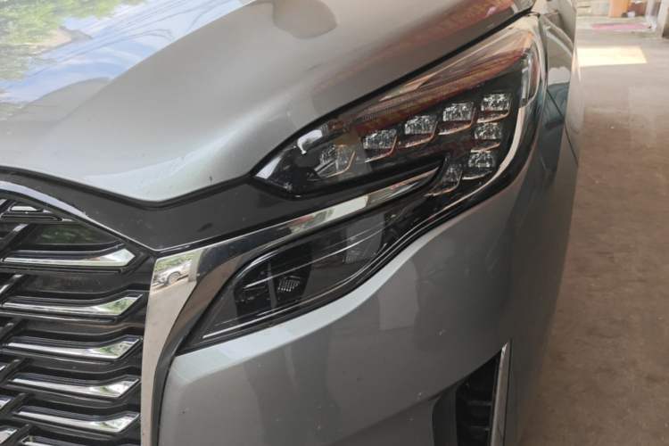 Used Buick GL8 2023 ES Lu Zun Deluxe Model Left Front Headlight