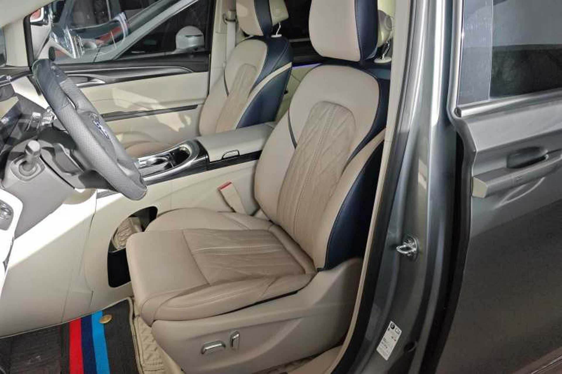 Used Buick GL8 2023 ES Lu Zun Comfort Model Left Front Seat