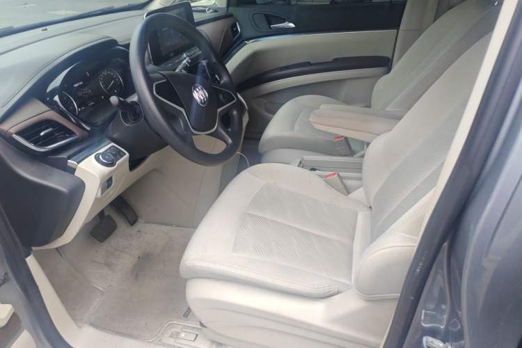 Used Buick GL8 2023 Land Executive Class Comfort Model Left Front Seat