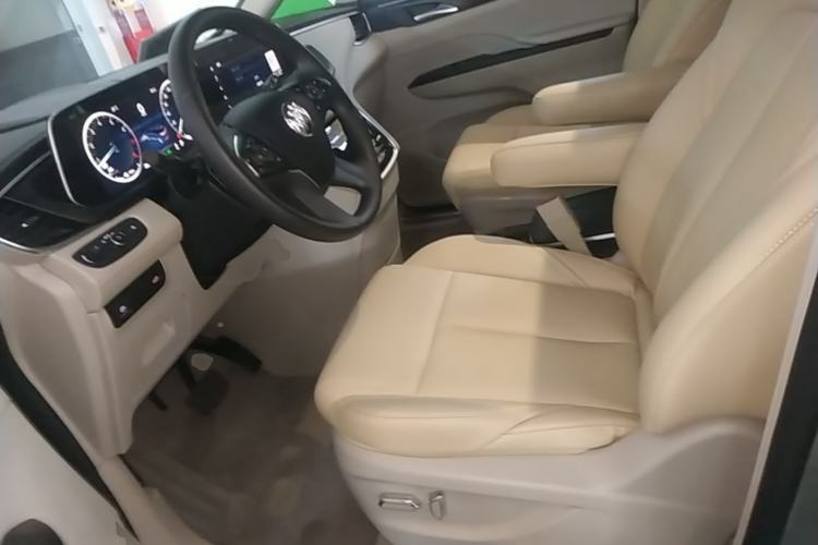 Used Buick GL8 2023 ES Lu Zun Comfort Model Left Front Seat
