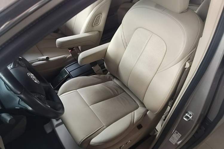 Used Buick GL8 2023 ES Lu Zun Deluxe Model Left Front Seat