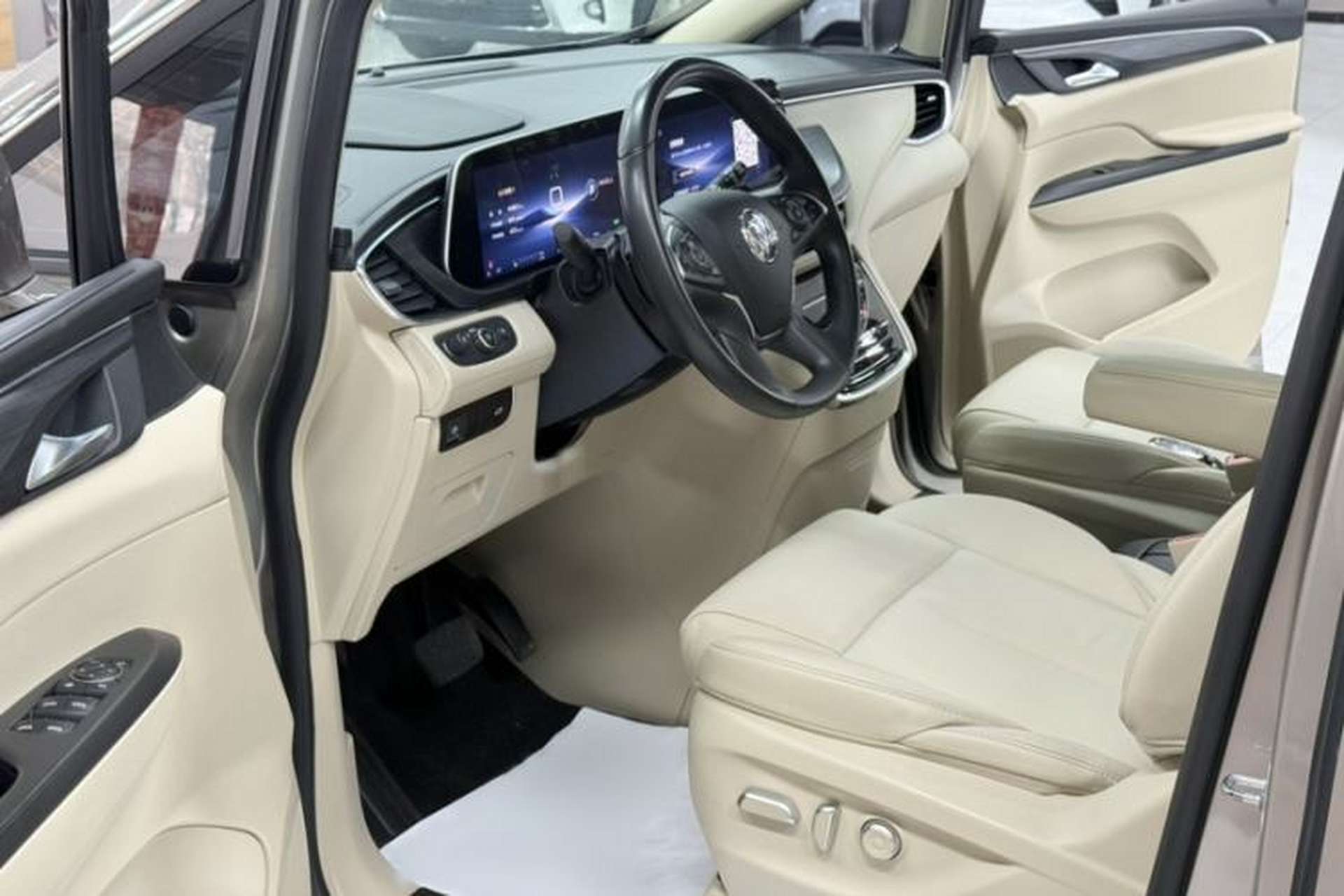 Used Buick GL8 2023 ES Lu Zun Deluxe Model Left Front Seat